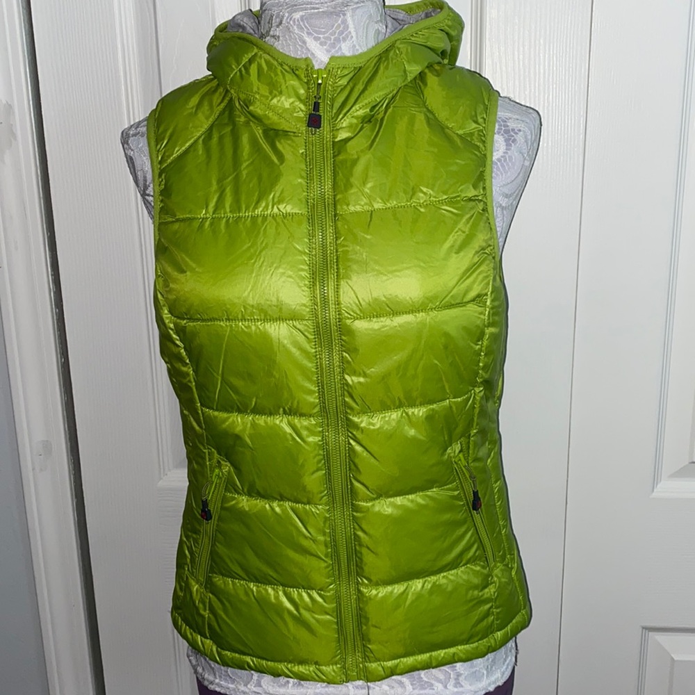 TANGERINE. VEST.LIME GREEN. SIZE S